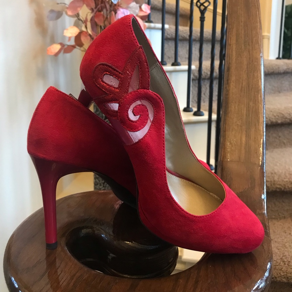 Red suede Bandolino heels